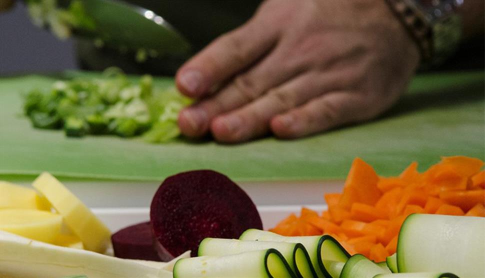 Sharpen your Skills Using Poultry at Season Cookery School