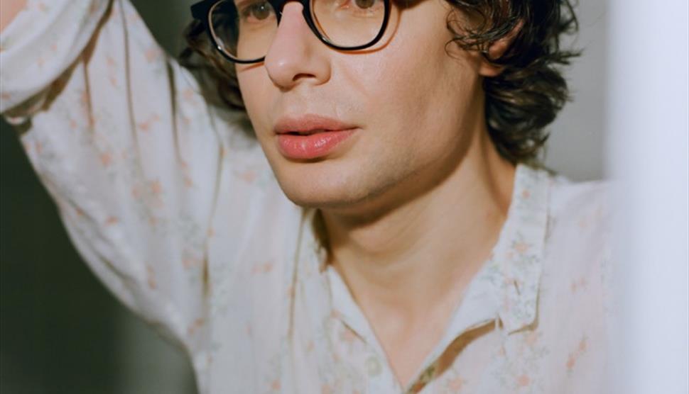 Simon Amstell: What Is This?