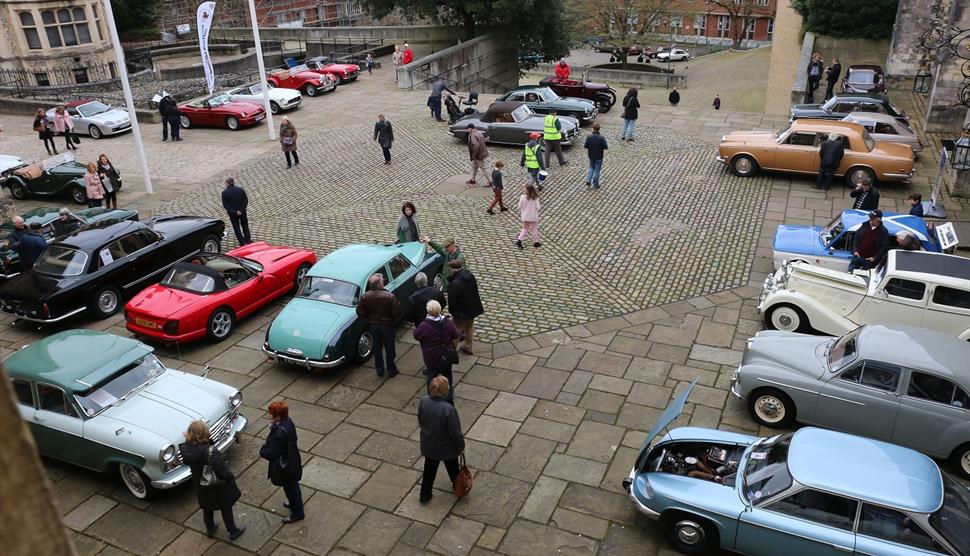 Classic and sportscar parade