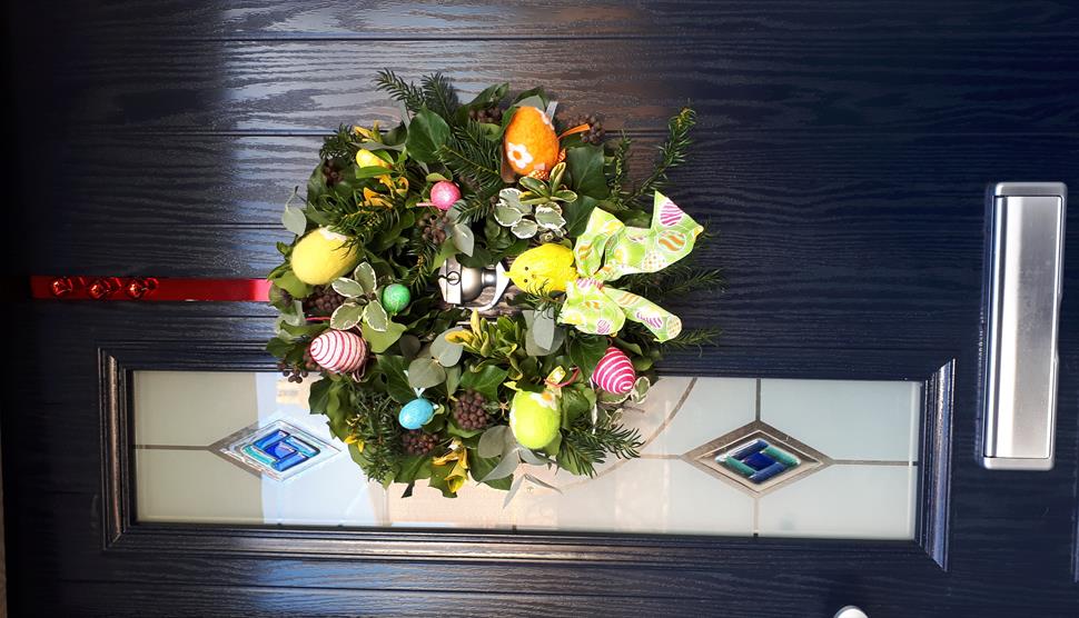 Easter Wreath Making Workshop at Sandham Memorial Chapel