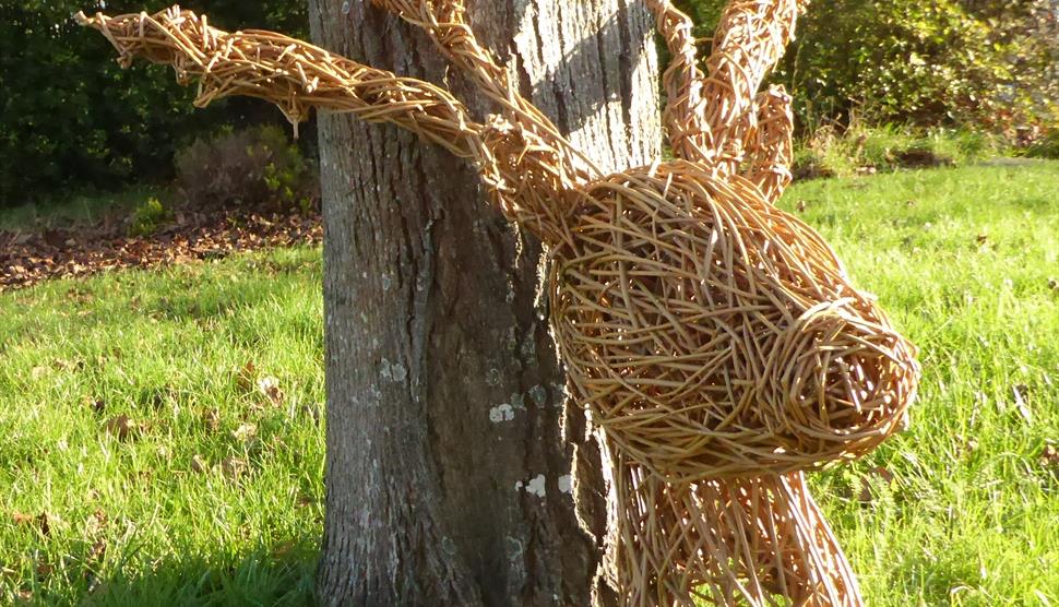 Willow Deer Head Sculpture Workshop at Queen Elizabeth Country Park