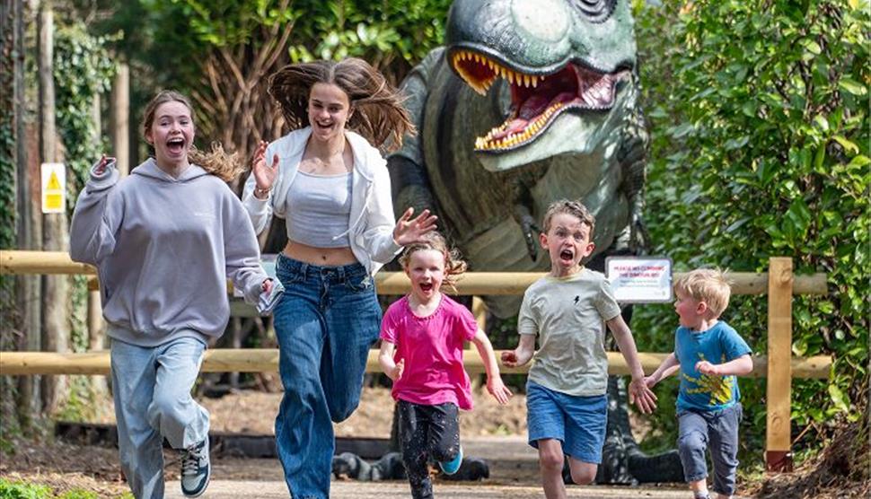 Dinosaurs at Birdworld