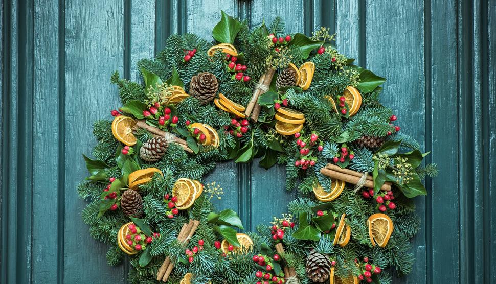 Christmas Wreath Making Workshop & Festive Dinner at The White Hart, Lymington