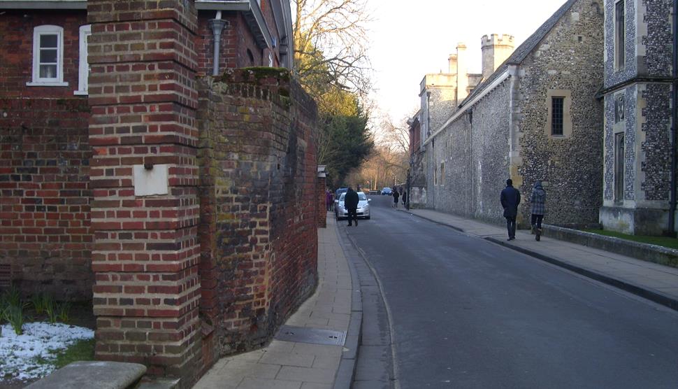 Winchester Treasures Guided Walk