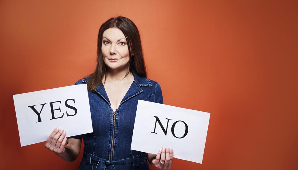 Fiona Allen: On The Run at The Stage Door