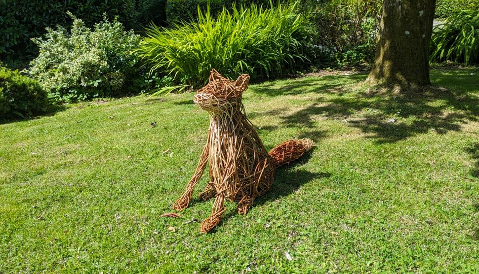 Create a sitting willow fox sculpture at Portchester Parish Hall