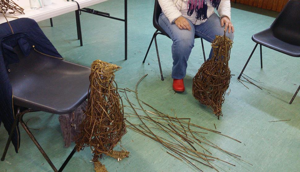 Willow penguin sculpture workshop
