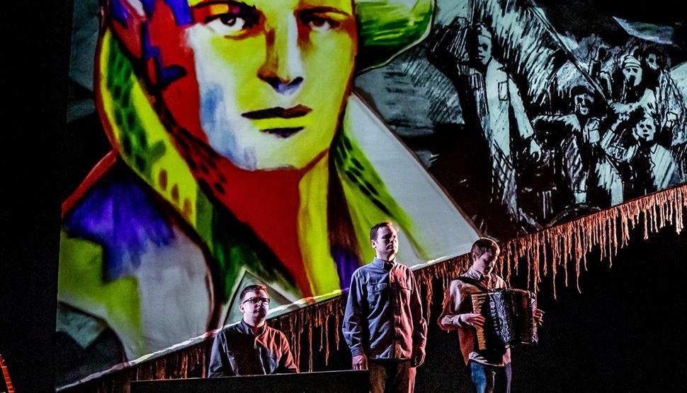 The Young Uns: Folk concert at Winchester Cathedral