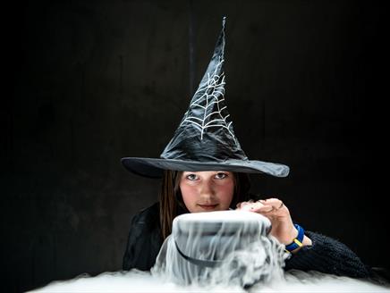 Science Explained: Spells and Potions at Winchester Science Centre & Planetarium