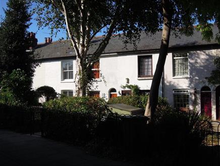 Pretty Victorian Cottage in Portsmouth