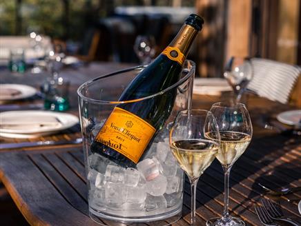 Veuve Clicquot Champagne Summer Lunch at Chewton Glen