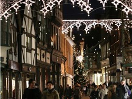 Winchester Christmas Lights Switch-On