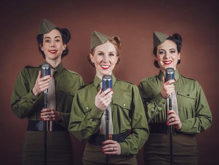 THE SILHOUETTE SHOW – D DAY SPECIAL at New Theatre Royal