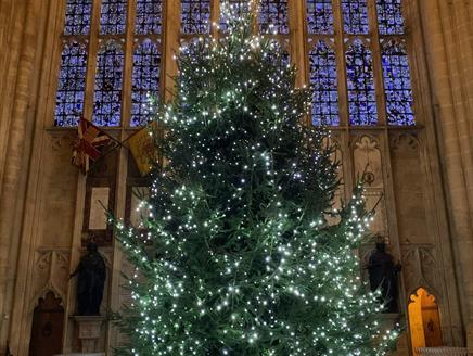 Britten's A Ceremony of Carols at Winchester Cathedral