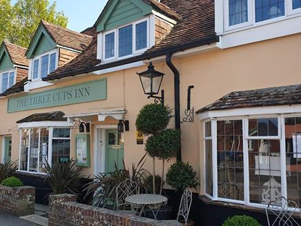 The Three Cups Inn in Stockbridge