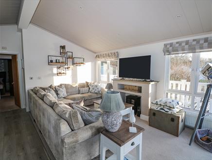 Interior of Amberwood 42