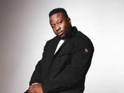 Press shot of Babatunde Aléshé for his latest stand-up tour: High Expectations