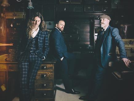 Grayshott Folk Club presents: cua + Zoe Wren