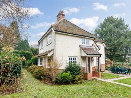 Church Cottage, New Forest Cottages