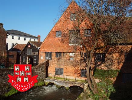 Winchester's Royal Connections guided walking tour