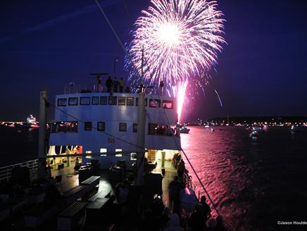 Steamship Shieldhall Cowes Fireworks Cruise with Shieldhall Stompers