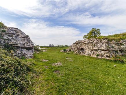 Silchester Roman Town Walk credit English Heritage