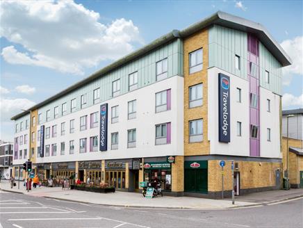 Travelodge Farnborough Central