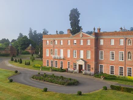Brides to be Afternoon Tea at Four Seasons Hotel Hampshire