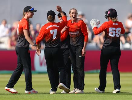 Southern Vipers v Thunder Cricket - Rachel Heyhoe-Flint Trophy 2022 at The Ageas Bowl