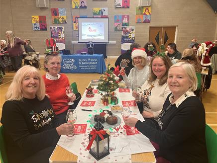 Naomi House & Jacksplace Christmas Quiz