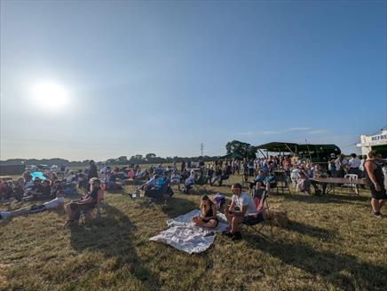 H & R festival