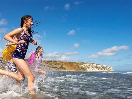 Scenic Solent Cruises on the Gosportferry: Ryde & Sandown Day Trip