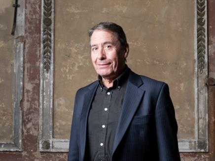 Photograph of Jools Holland inside Alexandra Palace