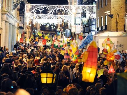 Winchester Cathedral Lantern Parade
