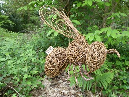 Create a willow bee workshop