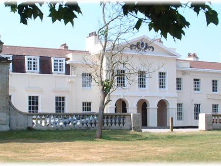 Front facade of Townhill Park House