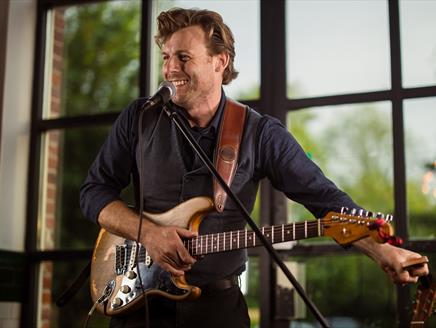 Nick Ferretti Live at The Pump House