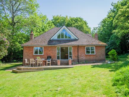 Fir Trees - a New Forest Holiday Cottage