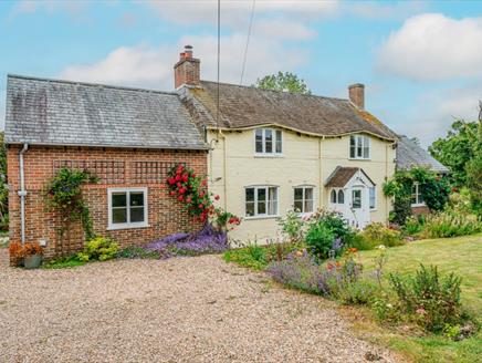Moonfleet Cottage