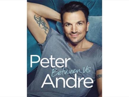 Peter Andre signing 'Between Us' at Portsmouth's WHSmith