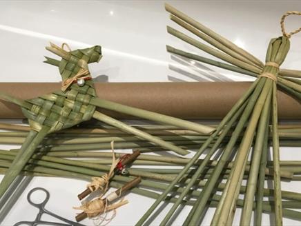 Festive Rush Decorations Workshop at Gilbert White's House & Gardens
