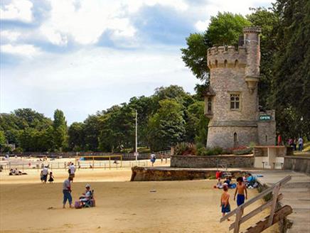 Scenic Solent Cruises on the Gosport Ferry: Ryde Day Trip