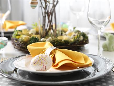 Easter Sunday lunch setting