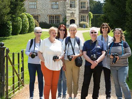 Photography Workshop: Daffodils at Chawton House