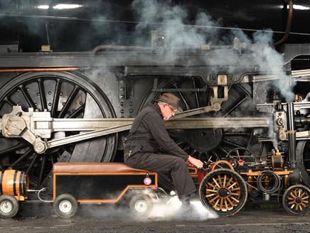 Vintage Vehicles at The Watercress Line