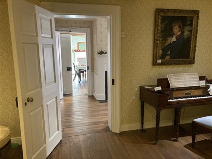 Jane Austen's House: Waking Up The House Tour