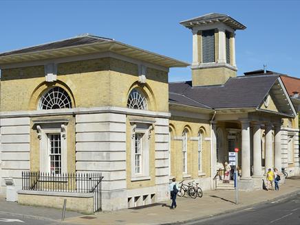 ARTIST ROOMS: Agnes Martin at The Gallery, Winchester Discovery Centre