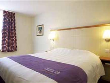 Premier Travel Inn Farnborough