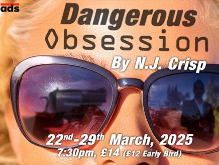 Poster - A lady is wearing sunglasses. In the reflection we see she shadow of a man and a revolver.