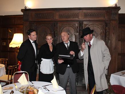 Clues & Crime at Minstead Lodge